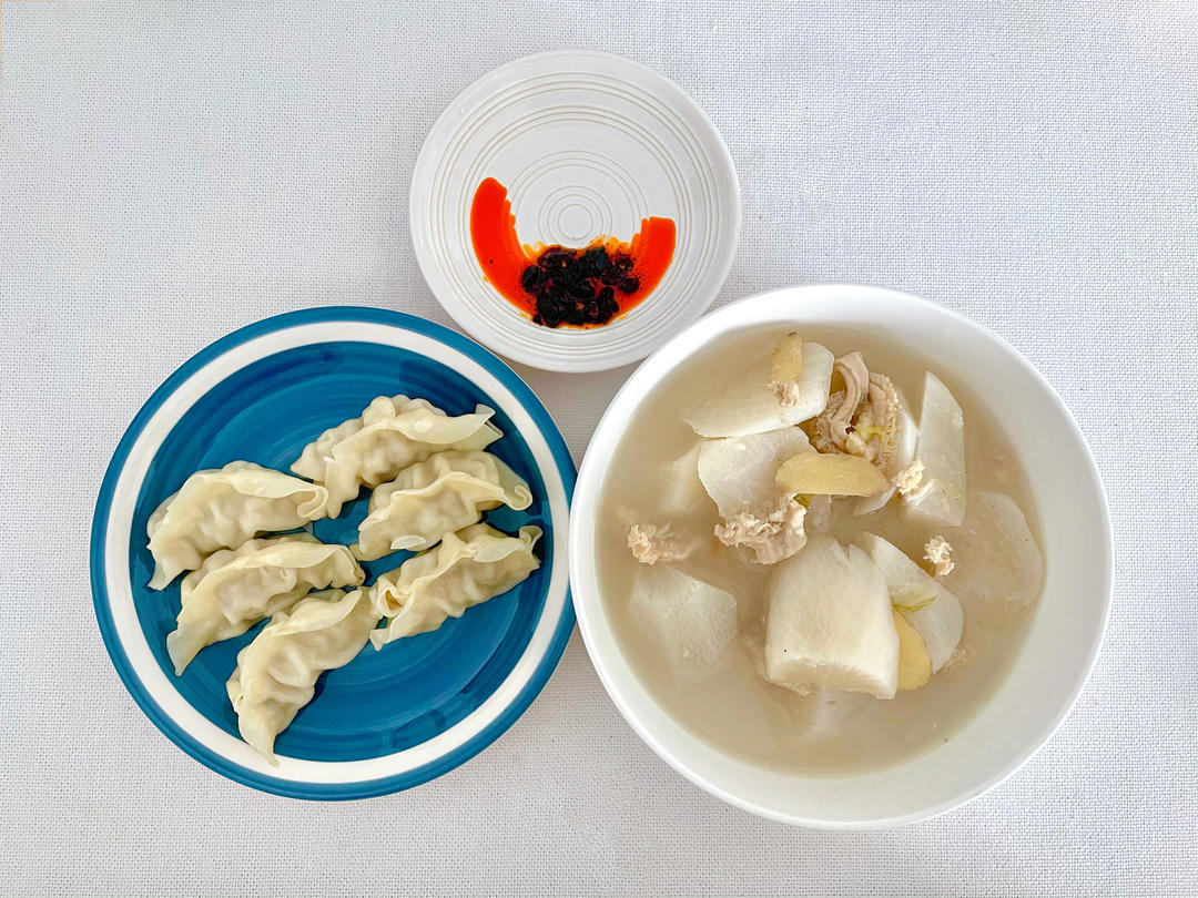 胡椒萝卜牛肚汤