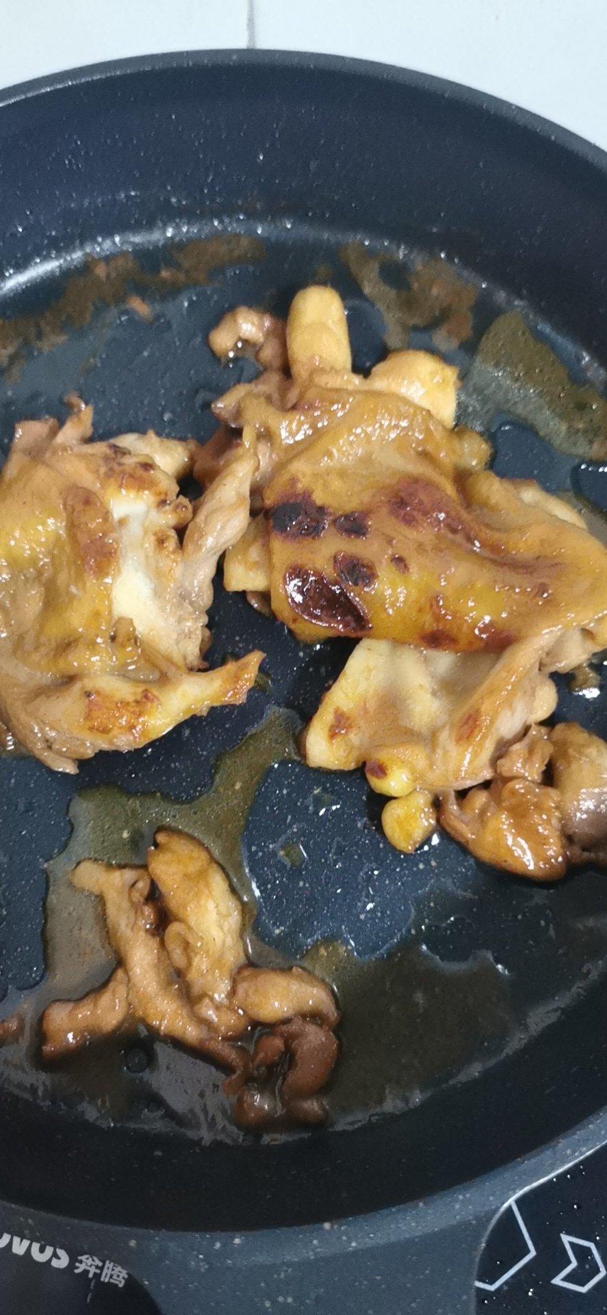 满口爆汁的叉烧鸡腿饭