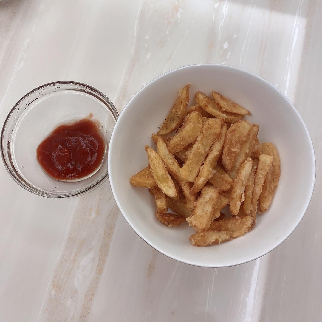 自制薯条🍟（家庭快手版，不用煮也不需要冷冻）