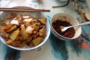 豆豉土豆炒肉片的做法 步骤4