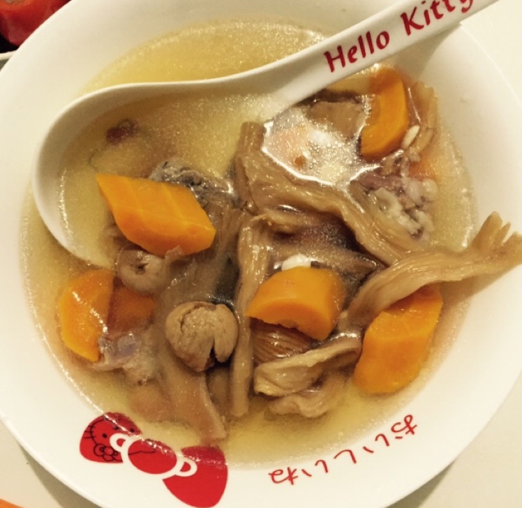 红萝卜菜干汤