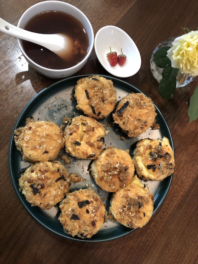 肉松小贝                 完胜鲍师傅
