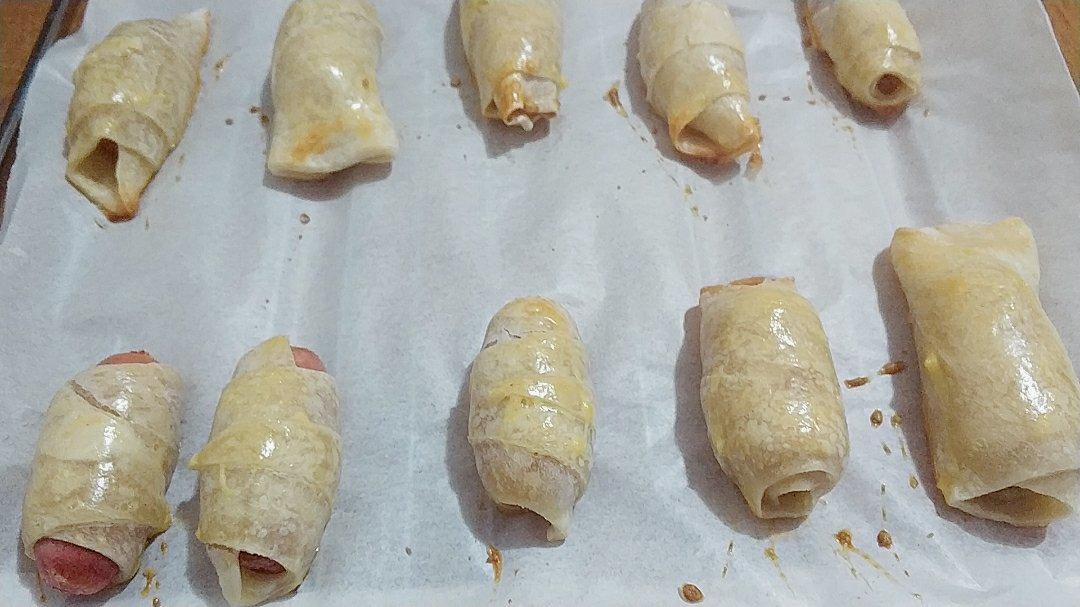 香肠酥皮卷：手抓饼皮还能这样吃，不用和面快速搞定早餐