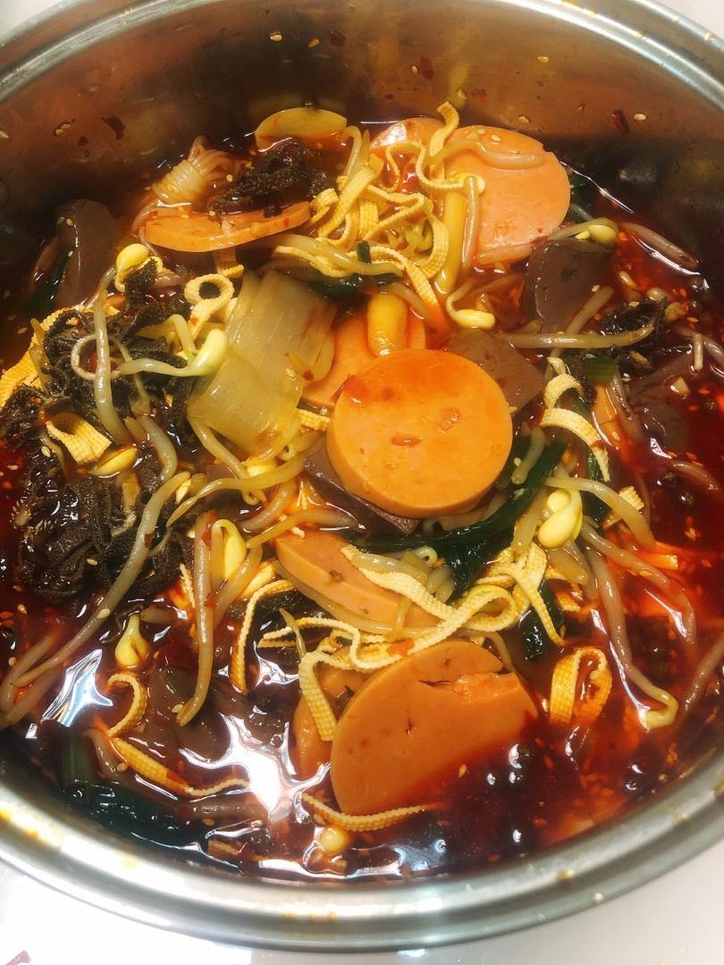 厨师长教你：“毛血旺”的家常做法，味道很棒先收藏起来