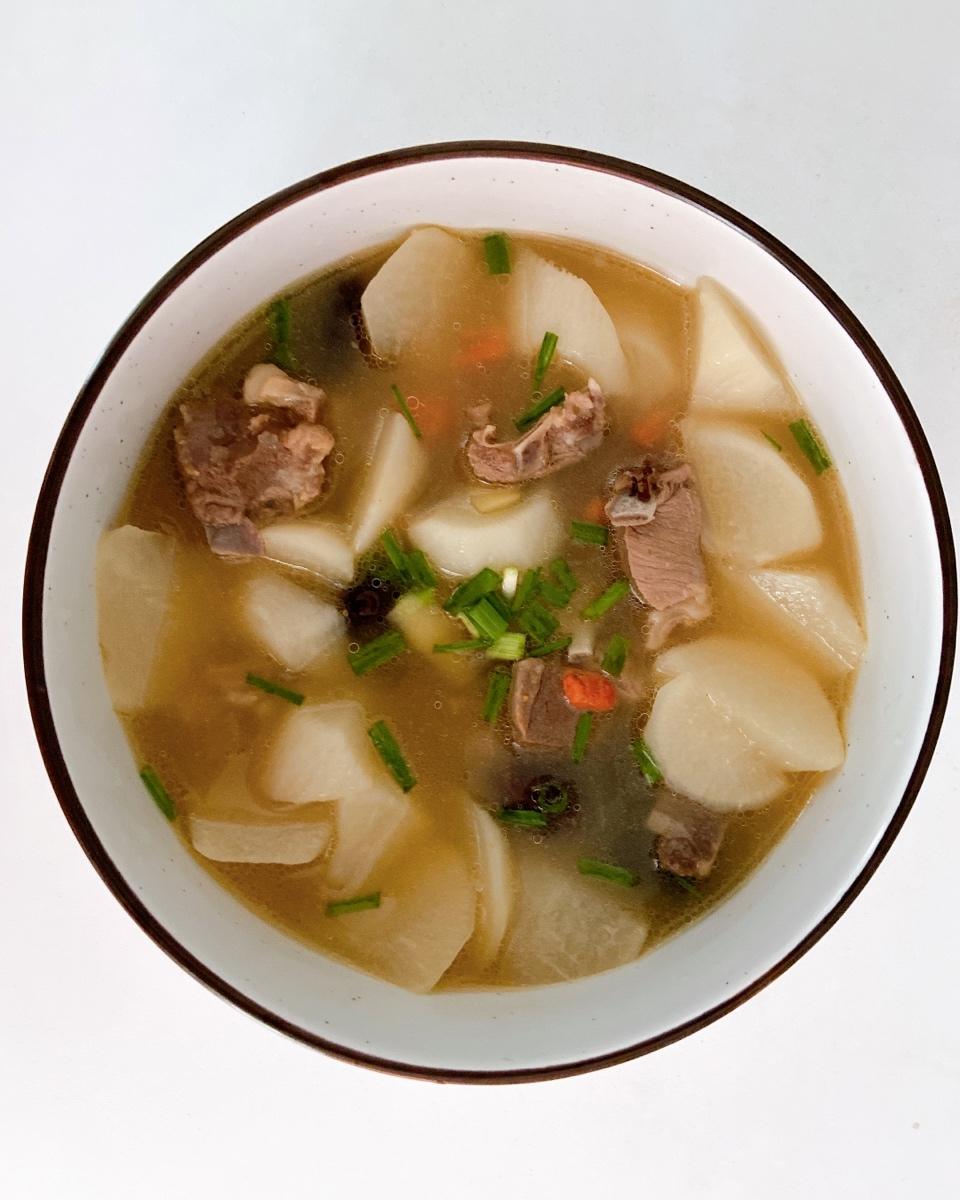 羊肉萝卜汤