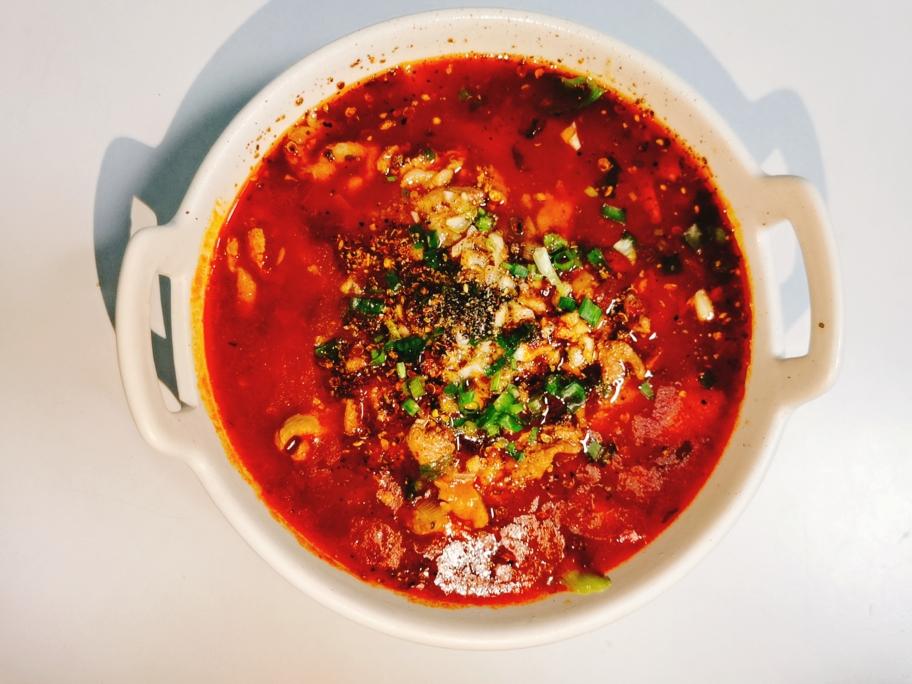 好吃到汤都喝完的水煮肉片