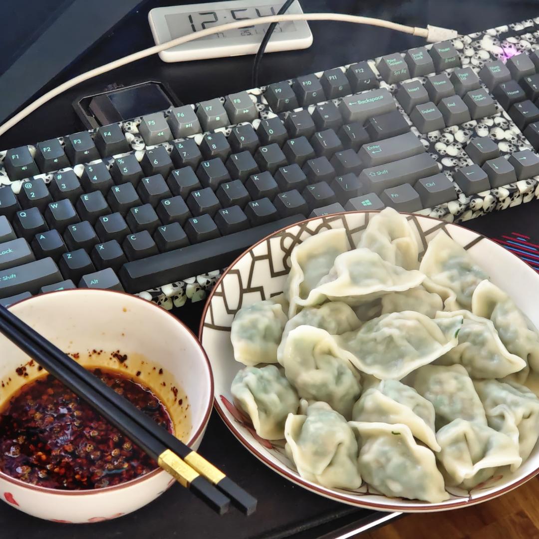 手工揉面三分钟，又韧又薄又好包的饺子皮