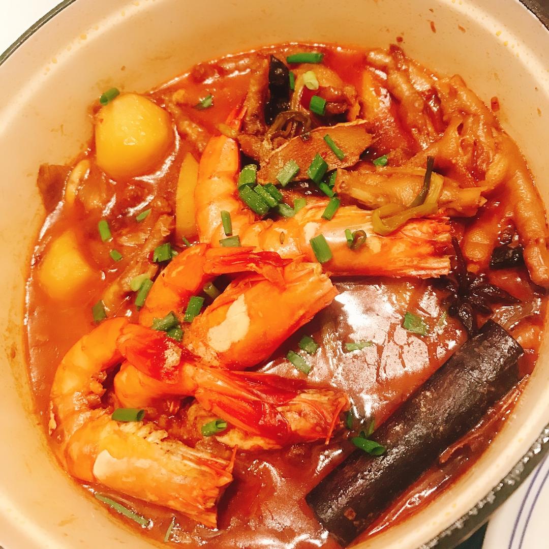 超入味的鸡爪煲，吃过就忘不了