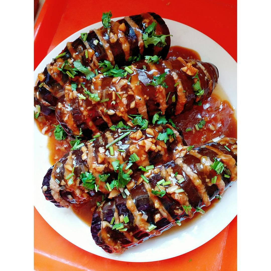 蒸茄龙 花小漾做的蒸茄龙 赞 长茄子,肉陷,蚝油