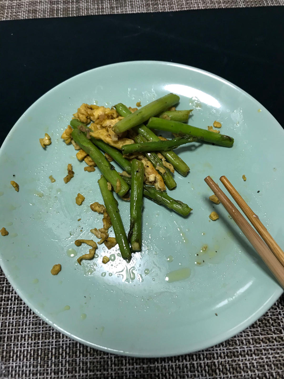 健康低卡家常菜—芦笋炒蛋
