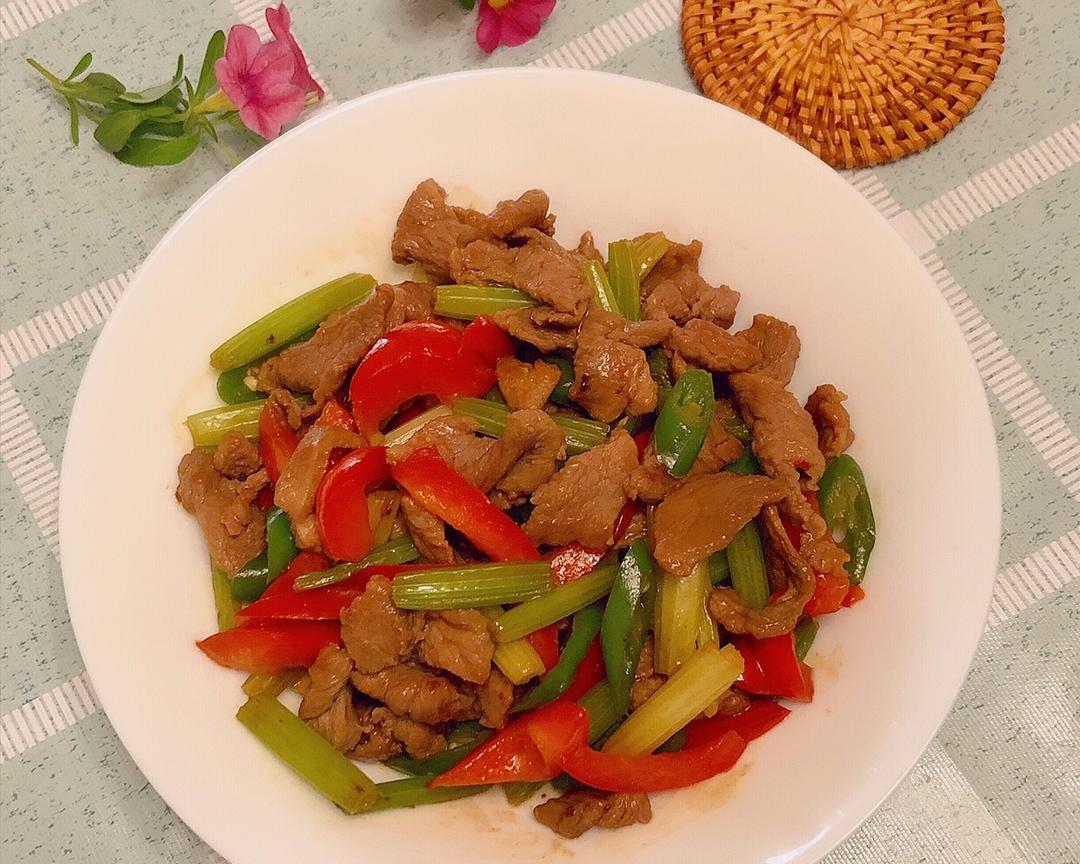爆炒鸭肉