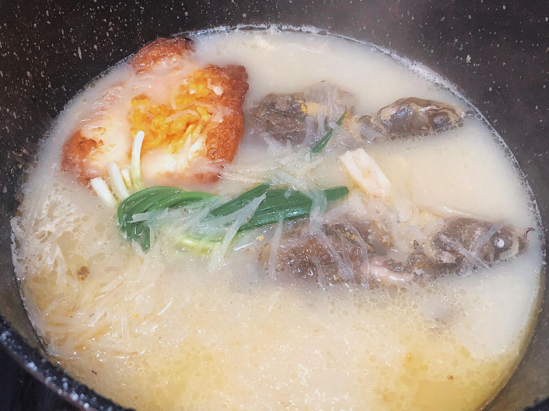 荷包蛋鲫鱼汤【曼食慢语】第二季第3集