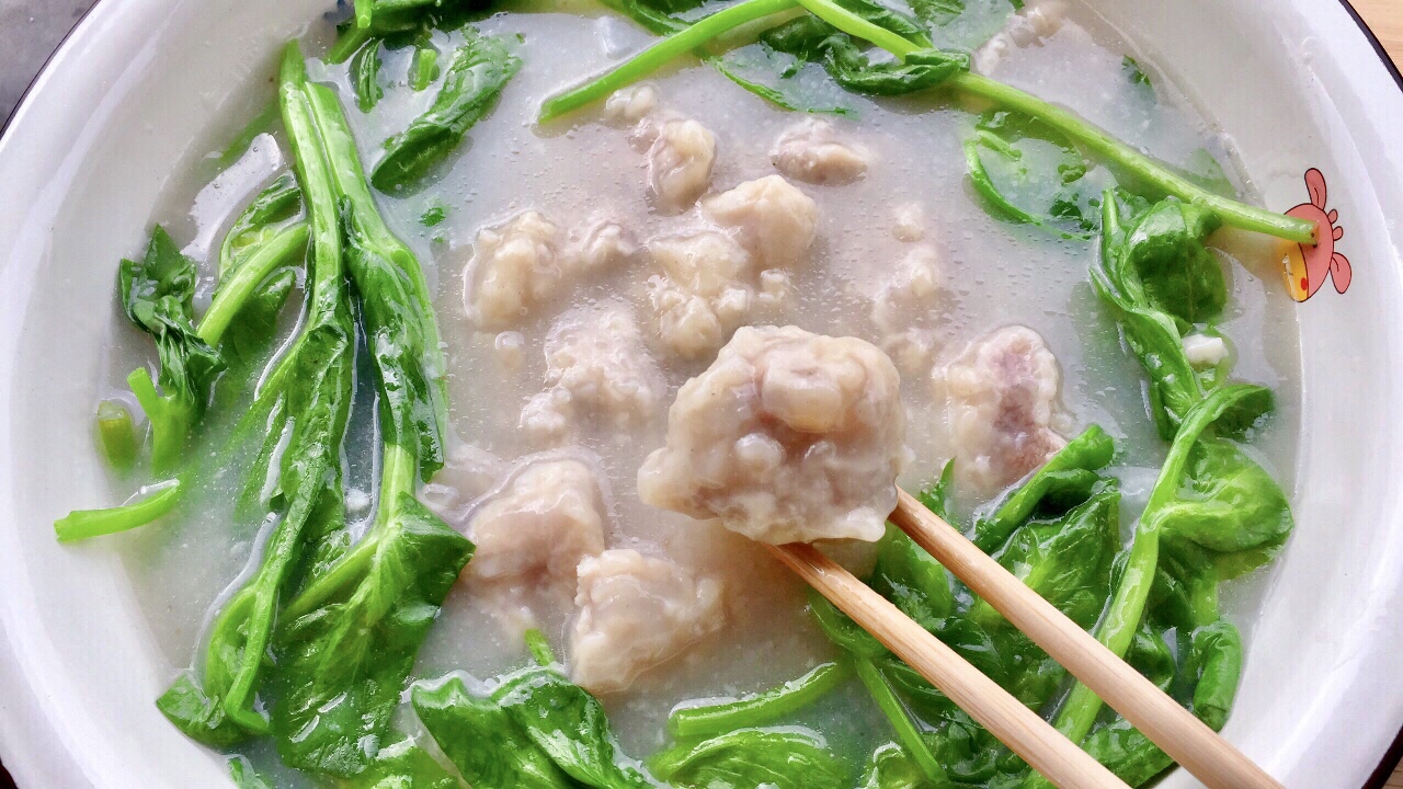 【创意小厨娘】四川内江人的最爱——排骨滑肉汤，汤鲜味美，味道巴适得很！