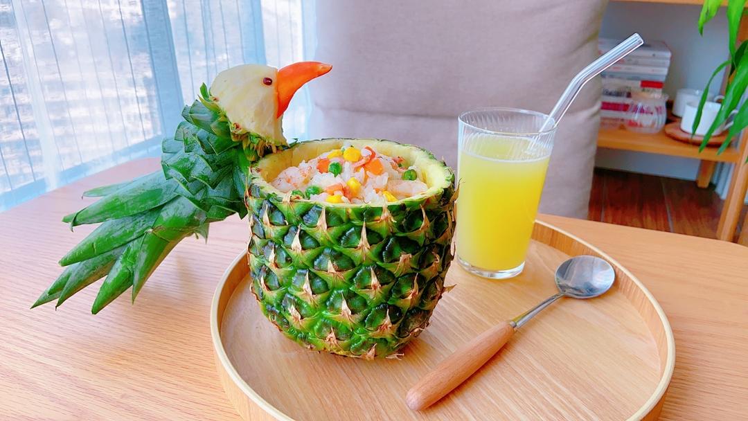 鸟语花香菠萝炒饭