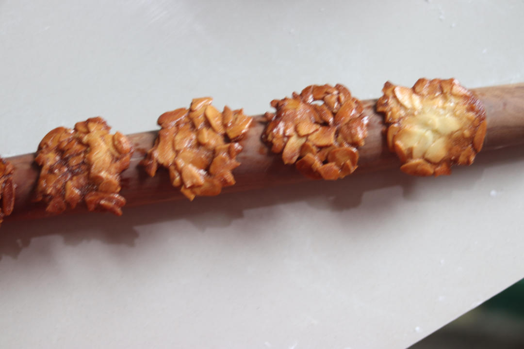 香脆得停不下来——杏仁瓦片酥