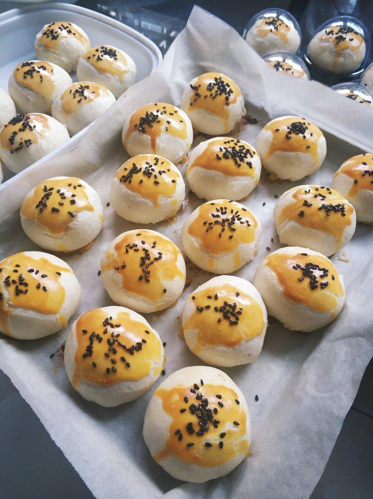 泳式鲜肉榨菜月饼