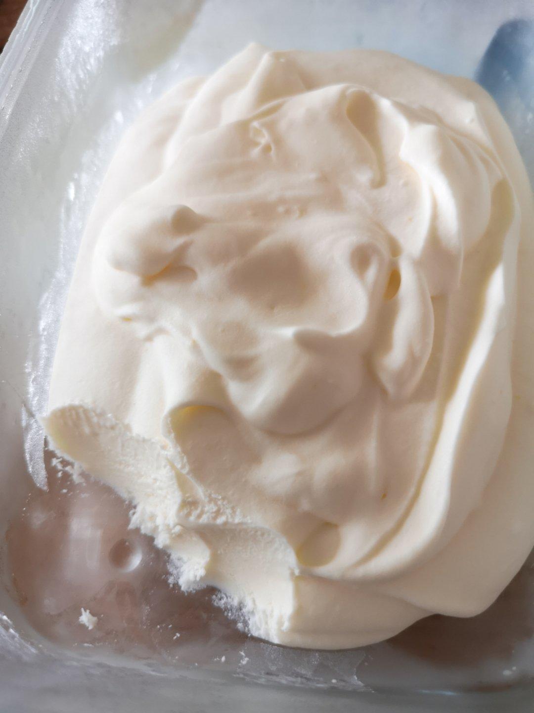 冰淇淋（消耗淡奶油）