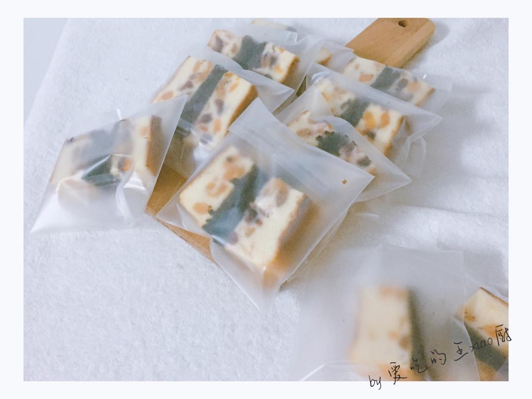 小小一块--果干乳酪蛋糕条