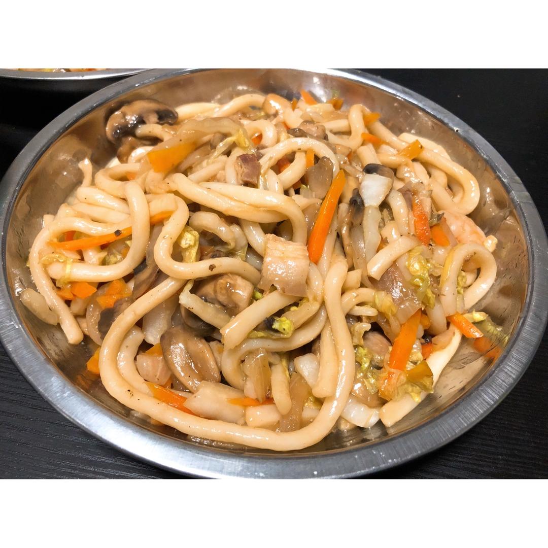 【曼达小馆】居酒屋系列：猪肉炒乌冬与烧酒