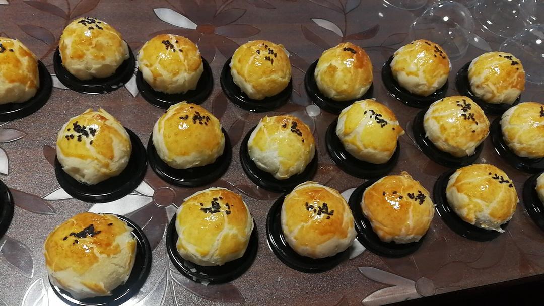 《Tinrry+》蛋黄酥