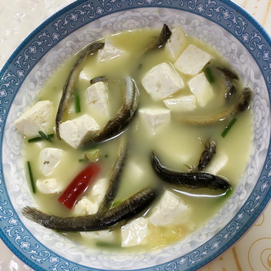 泥鳅炖豆腐