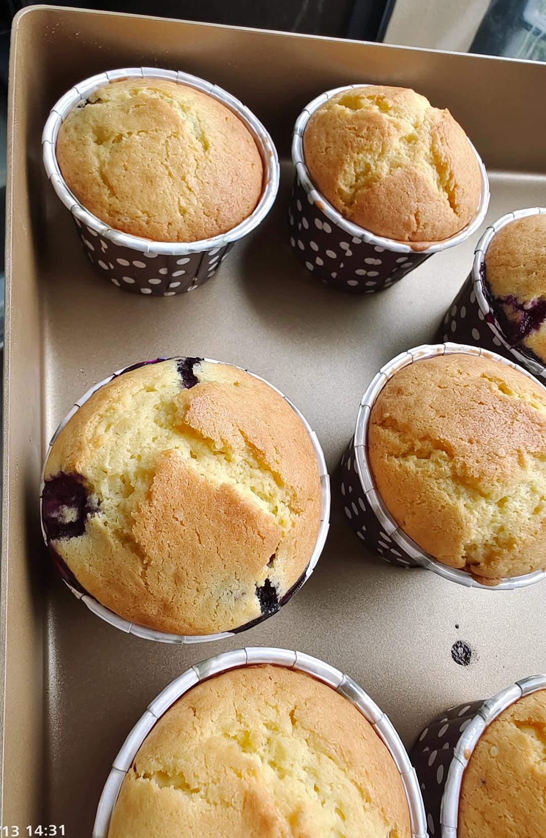 超简单【爆浆蓝莓玛芬蛋糕】