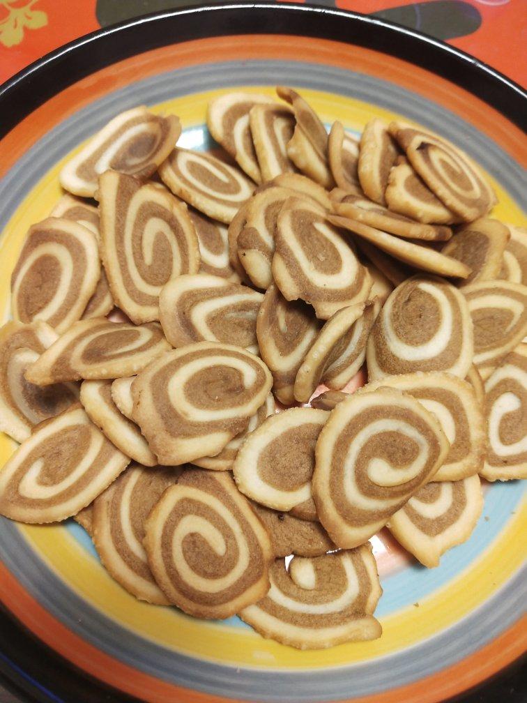 “猫耳朵”零食🥰咸、甜两种口味