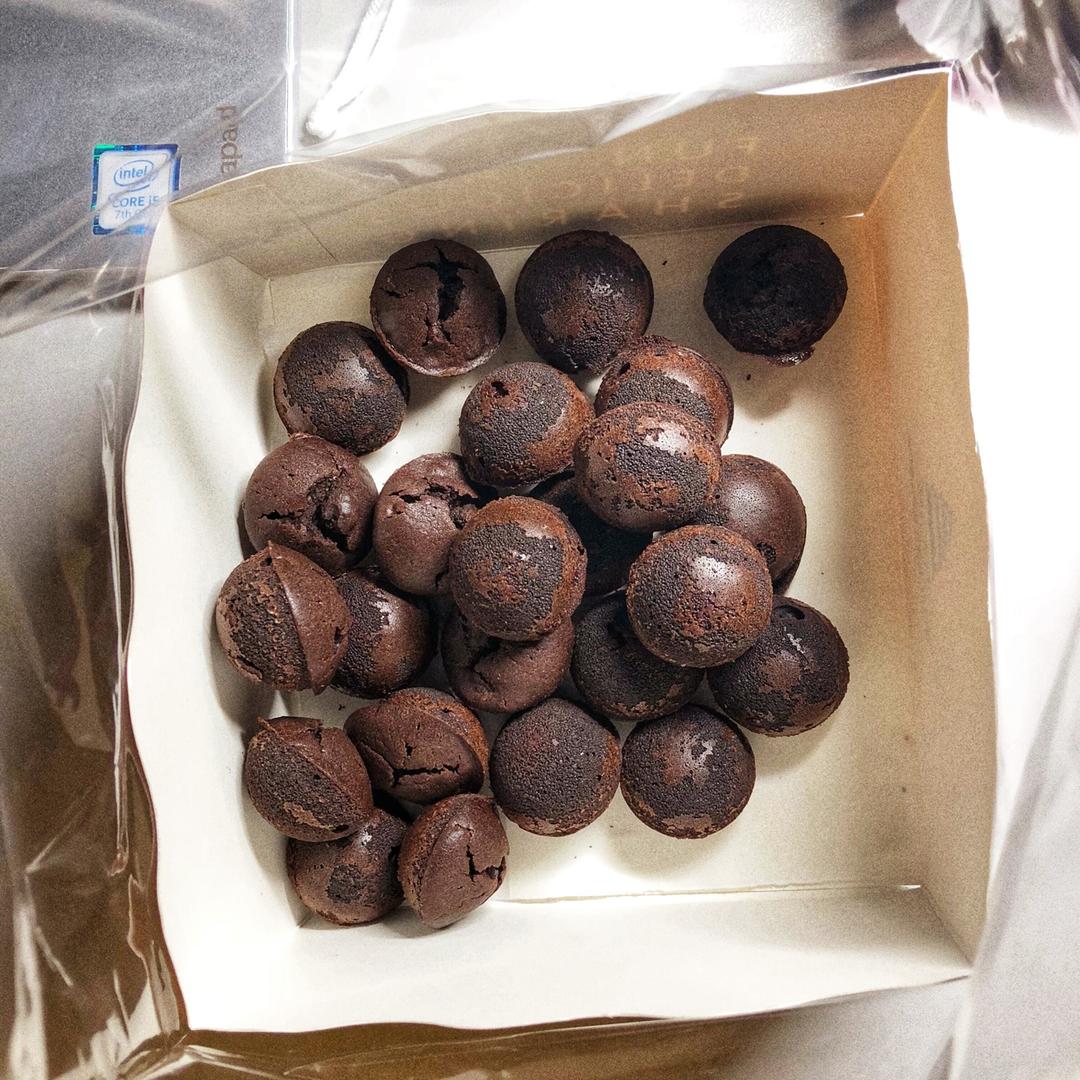 超简单的星巴克巧克力麦芬~~更新啦~无需打发