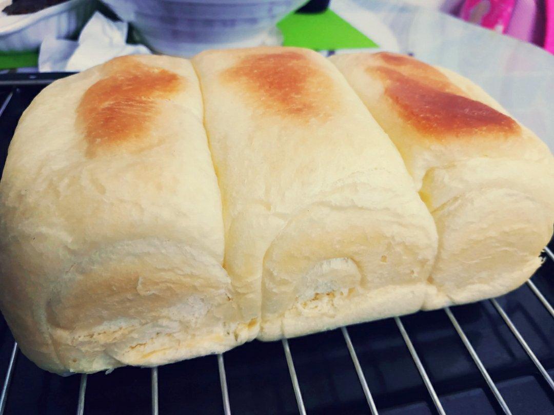 一次发酵❗️手撕吐司面包，柔软拉丝～
