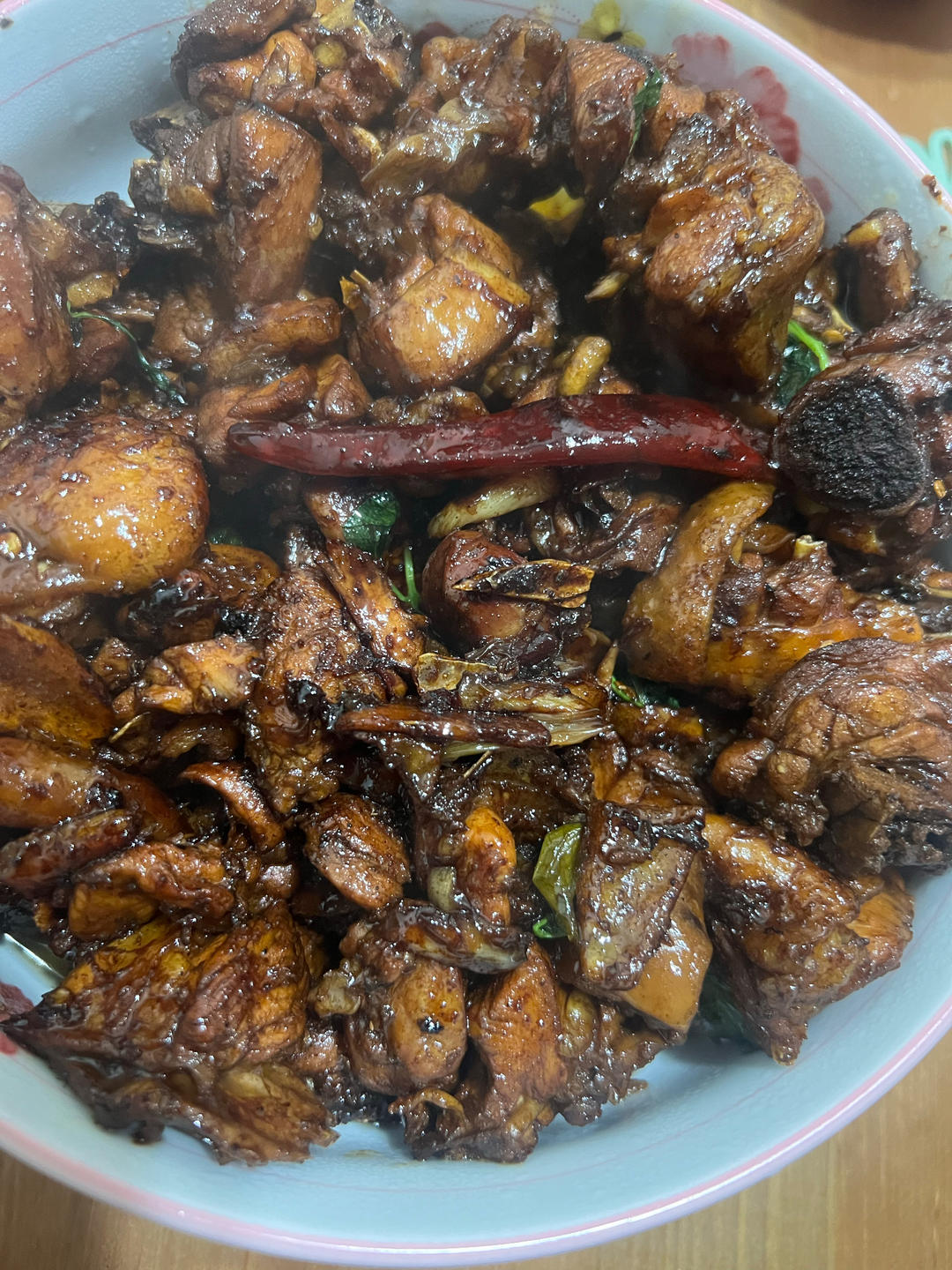 正宗台式三杯鸡（零失败！周围朋友全都赞不绝口！ 😁）