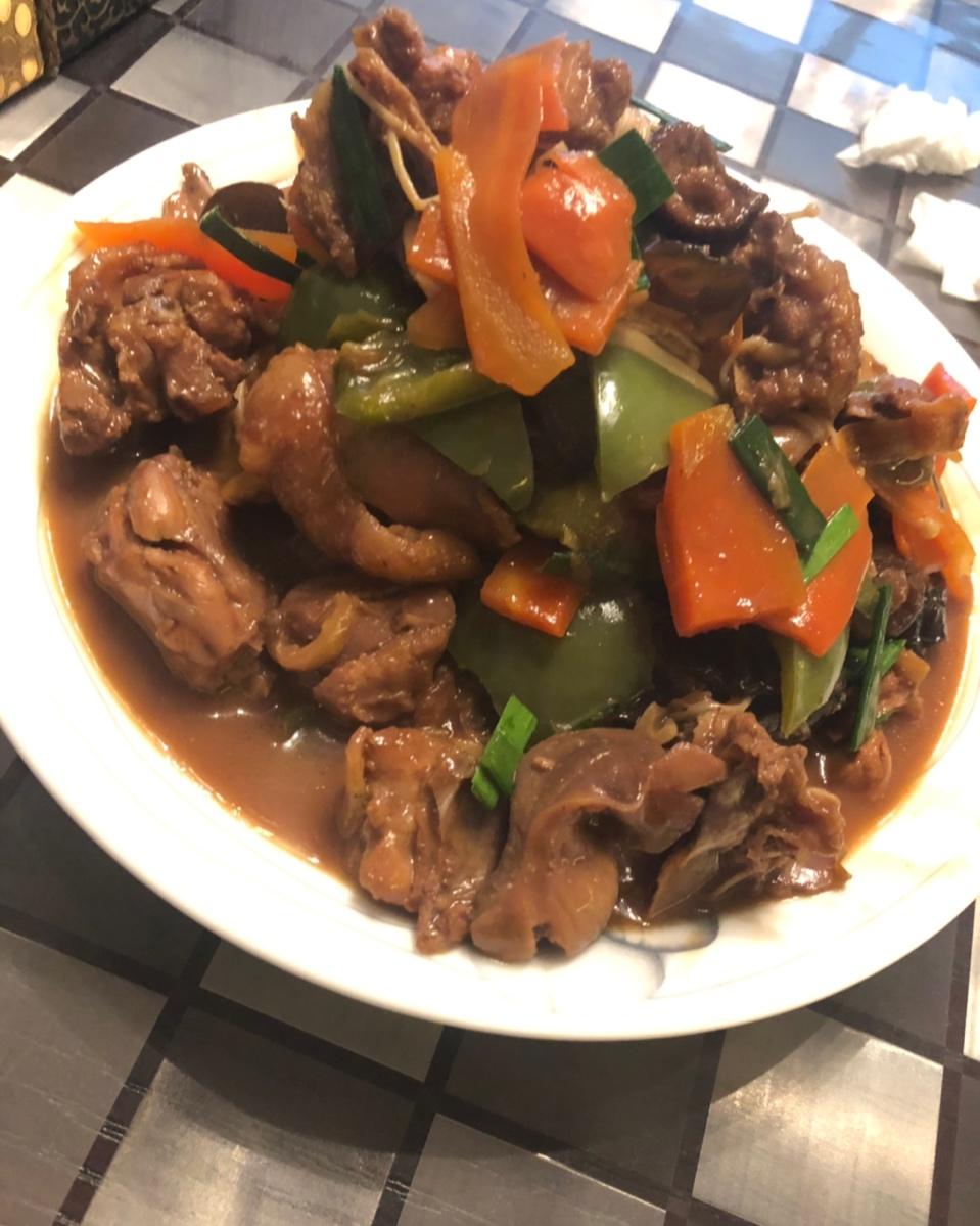 黄焖鸡米饭