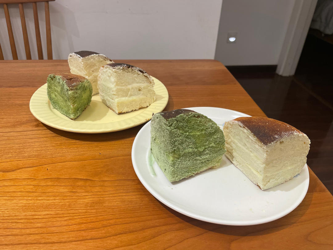 软噗噗的迷你奶酪包