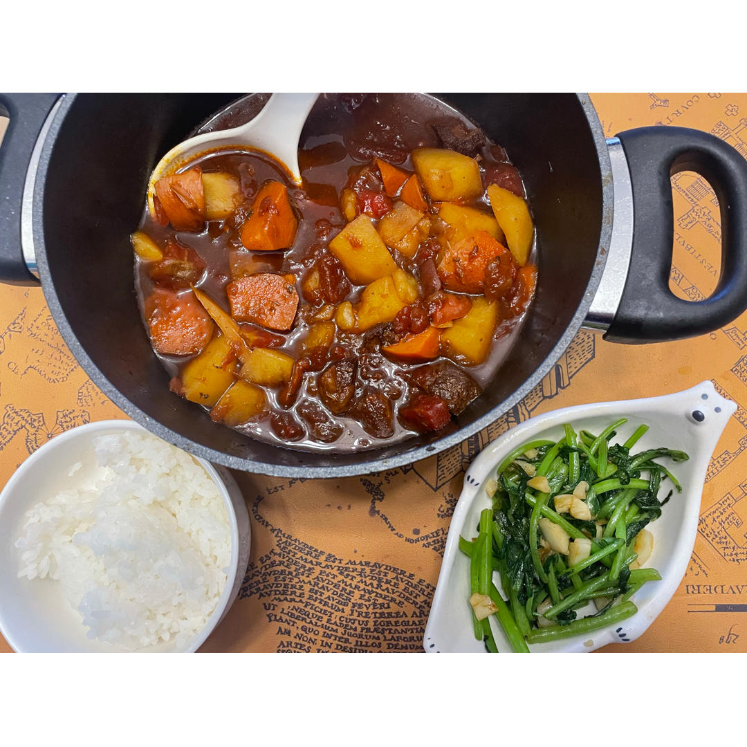 番茄土豆炖牛腩