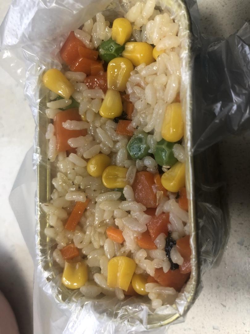 超厚超满足的午餐肉饭团