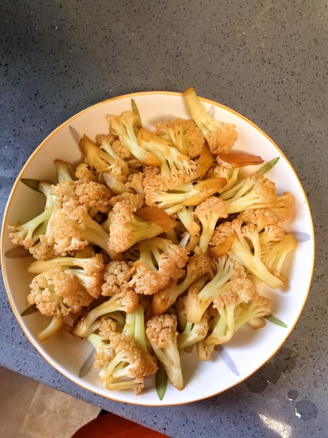 清炒花菜