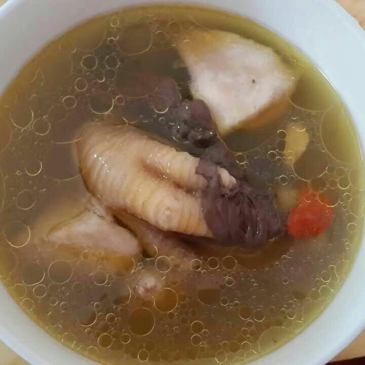 榴莲炖鸡营养汤
