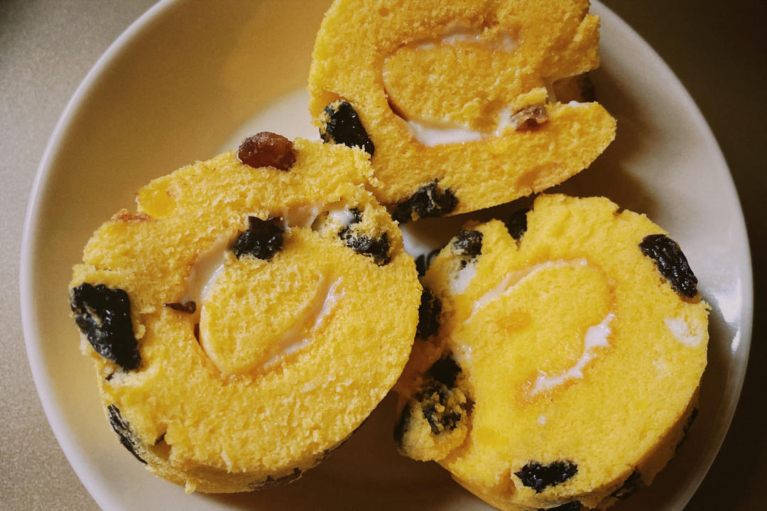 快手葡萄干蛋糕卷