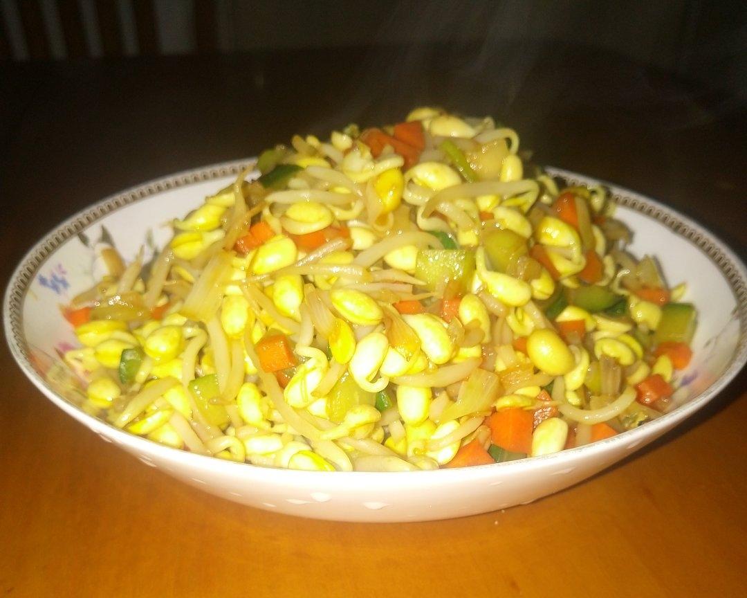 易做好吃健康的晚饭炒黄豆芽