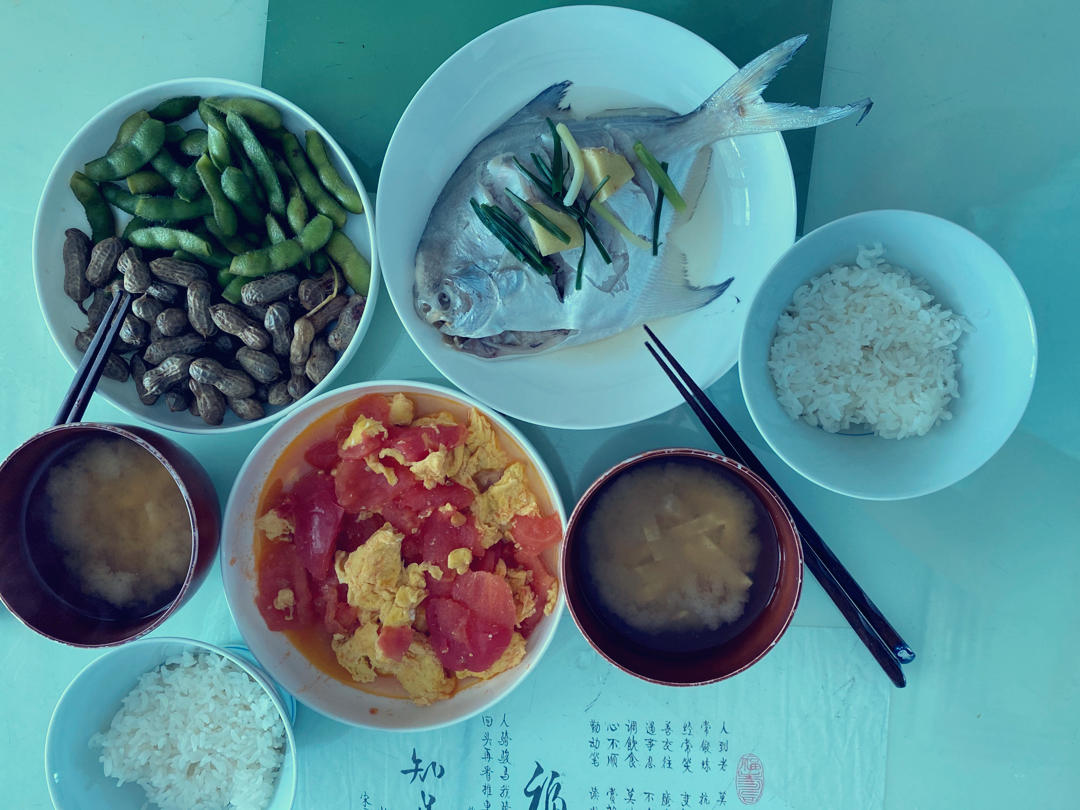 两人食午餐