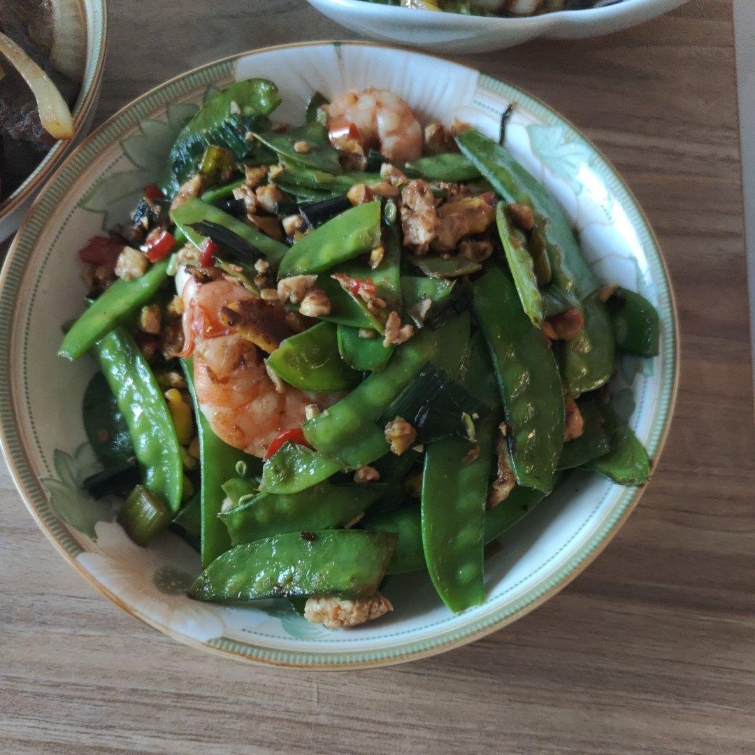 荷兰豆炒虾仁