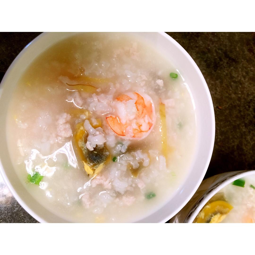 十五分钟快手之香滑皮蛋瘦肉粥(附五分钟电饭煲电压力锅更快捷方法)