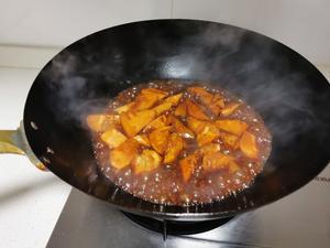 鲜甜脆嫩的菜心油焖冬笋的做法 步骤9