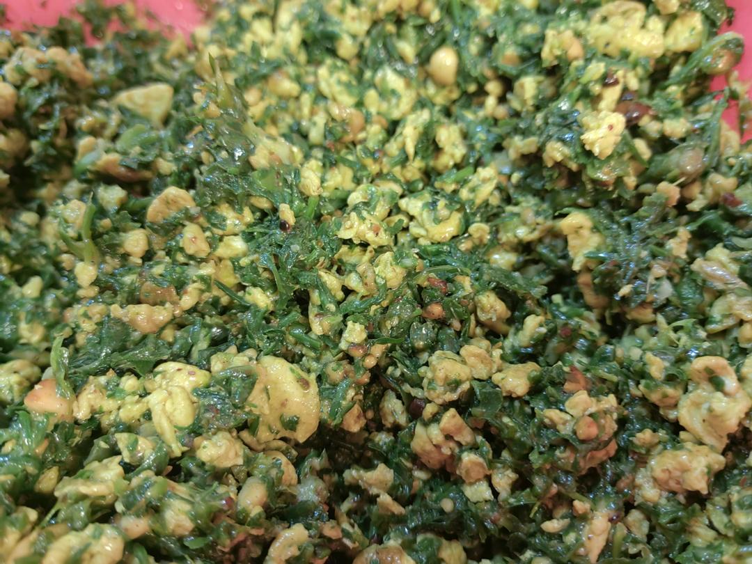 荠荠菜鸡蛋饺子