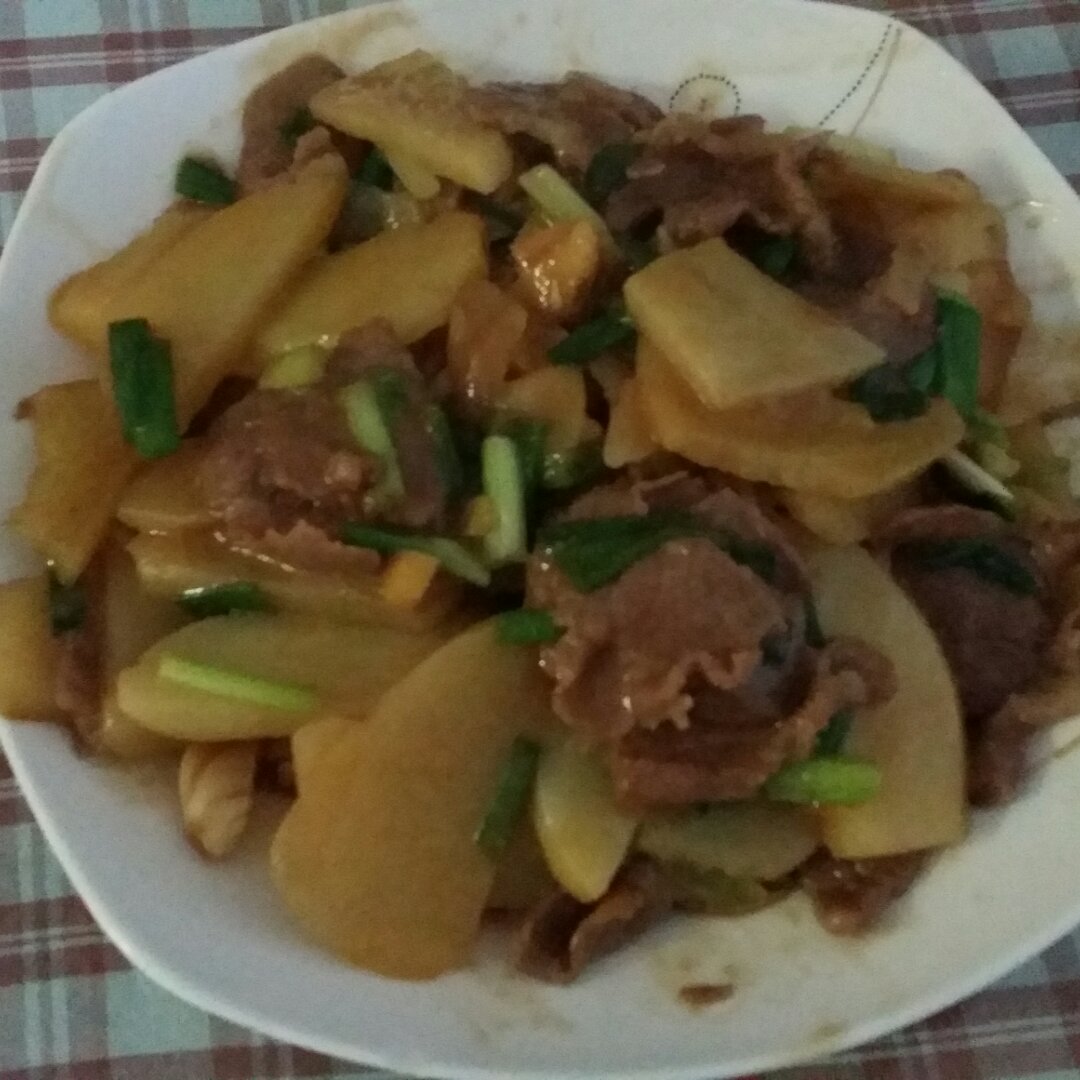 土豆炒牛肉