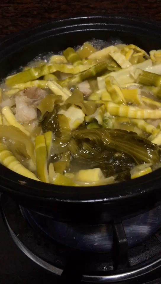 苦笋咸菜煲