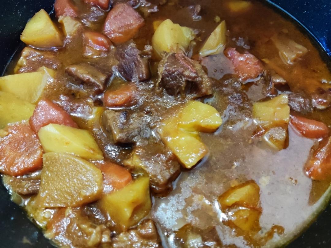 一个话唠包教包会的香浓红烩牛腩