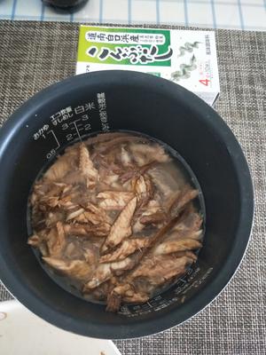 日式秋刀鱼饭サンマご飯的做法 步骤8