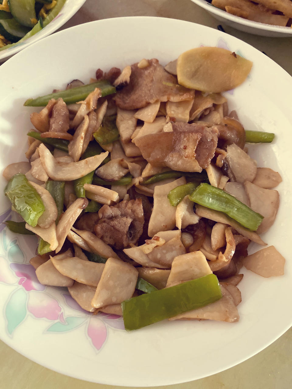 杏鲍菇炒肉片