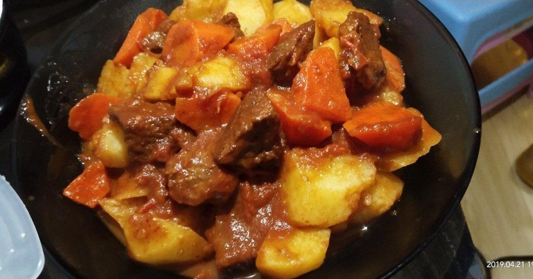 土豆炖牛肉