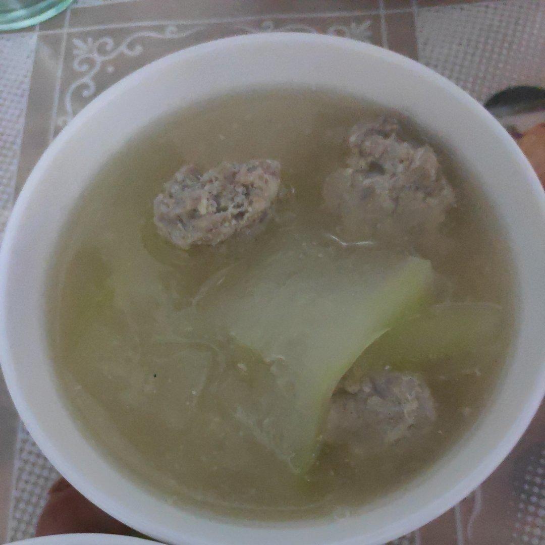 冬瓜汆丸子汤